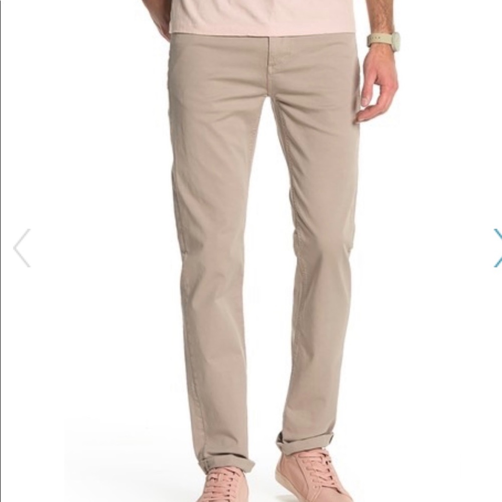 Joe’s Khaki Jeans 👖